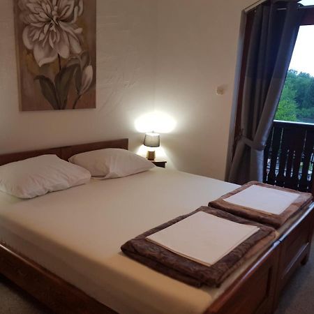 Rooms Brig Duga Resa Εξωτερικό φωτογραφία
