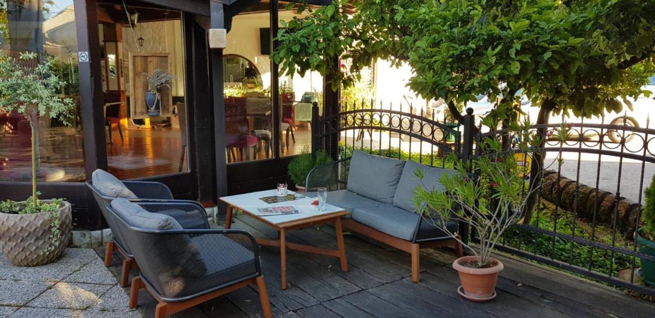 Rooms Brig Duga Resa Εξωτερικό φωτογραφία