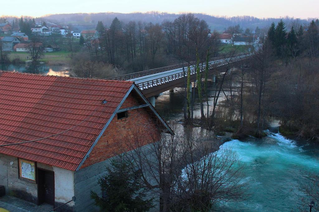 Rooms Brig Duga Resa Εξωτερικό φωτογραφία